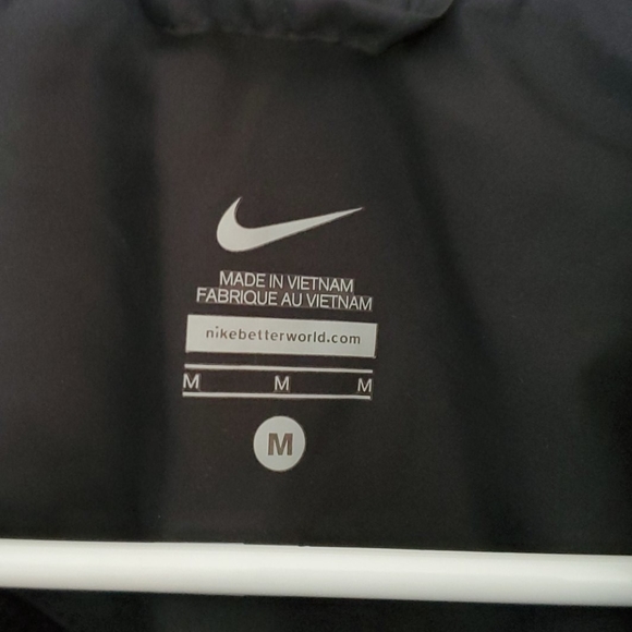 LIKE NEW Full Zip Nike Running Jacket - Picture 2 of 4